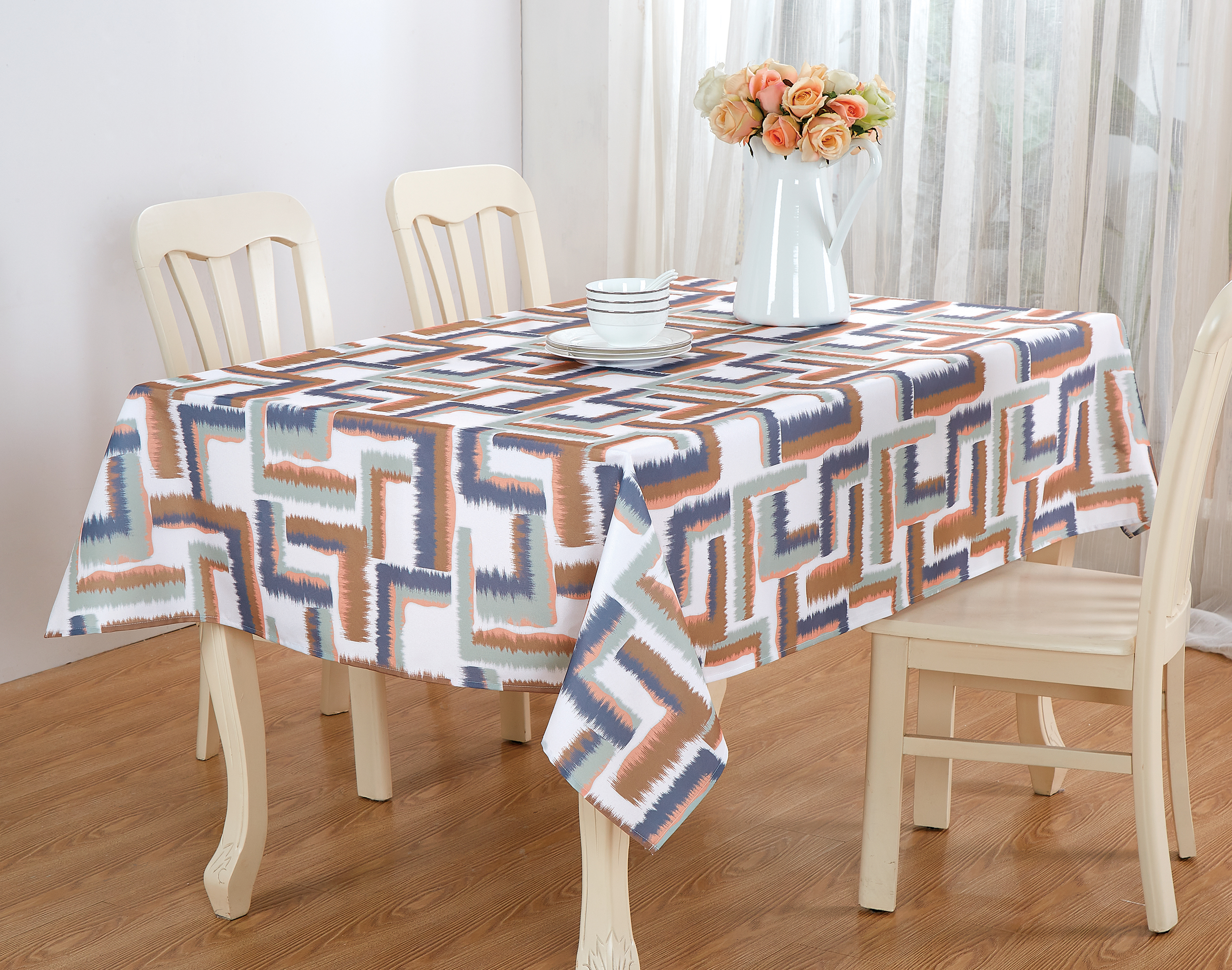 Three Colors Geometric Printed Tablecloth